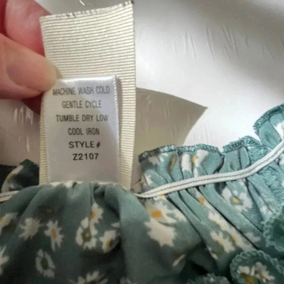 Lily Bleu Child 10-12 Blouse Peasant  Cap Sleeve Ruched Side Tie Classic Cottage - Picture 5 of 8